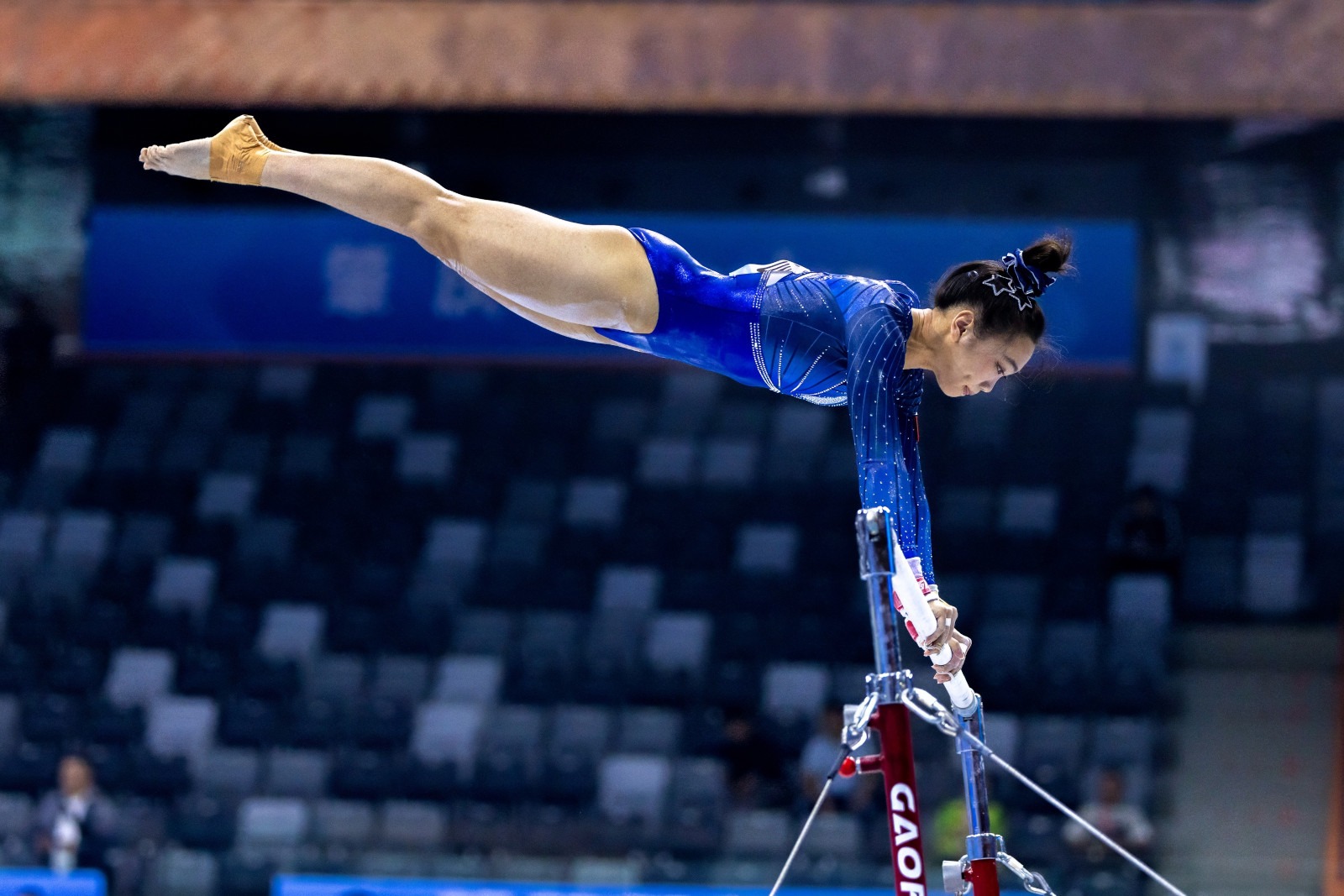 竟是“熟人”？被肘击的奥谢2021年因干扰C罗点球被打一巴掌