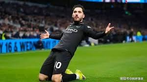 2016年：中职棒林智胜加盟中信兄弟，成为联盟史上首位转队成功的自由球员。